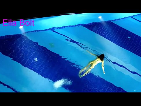 ❤️ මට නැරඹීම නැවැත්විය නොහැක, තරුණ රන්වන්තිය ELLA BOLT නිවාඩු නිකේතනයේ තටාකයේ නිරුවතින් පිහිනීමට හසු විය ❌ ගෙදර හැදූ අසභ්ය දර්ශන si.xxxdesichudai.ru ❤